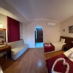 Hotel Astoria Park & Concept 4*