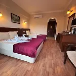 Hotel Astoria Park & Concept