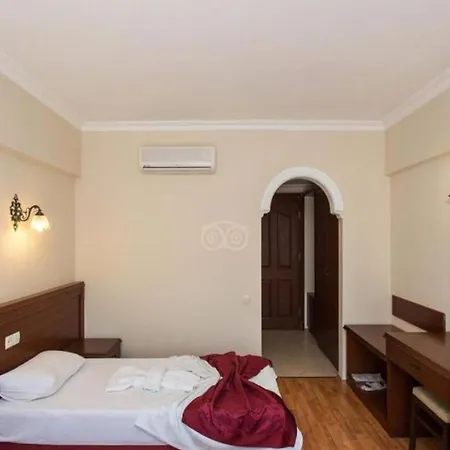 Hotel Astoria Park & 4*