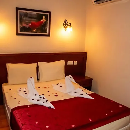 Astoria Park & Concept Отель