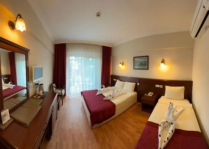 Astoria Park & Concept 4*