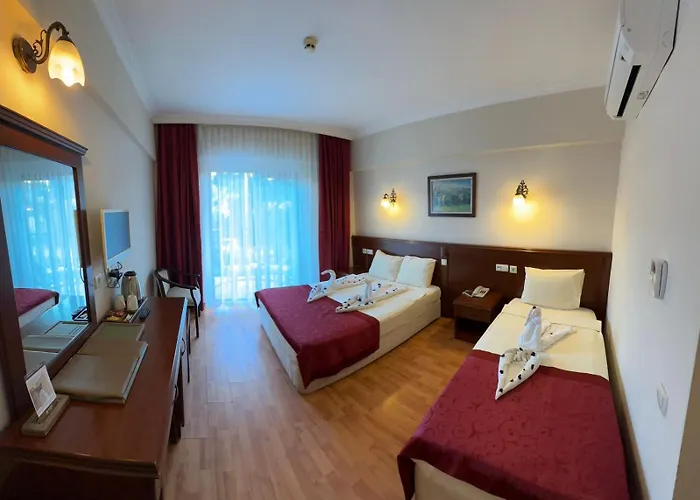 فندق Astoria Park & Concept 4*