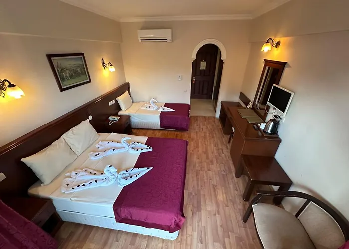 Astoria Park & Concept 4* קמר