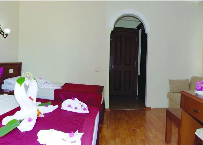 Astoria Park & Concept מלון 4*