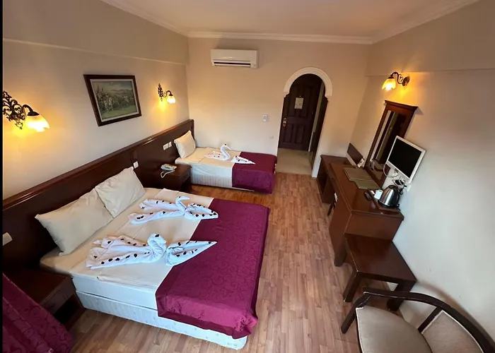 Astoria Park & Concept Hotel 4*